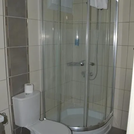 Aquila Φετιγιέ